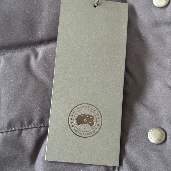 {Canada Goose} Freestyle Vest in Navy - Picture 4 of 10